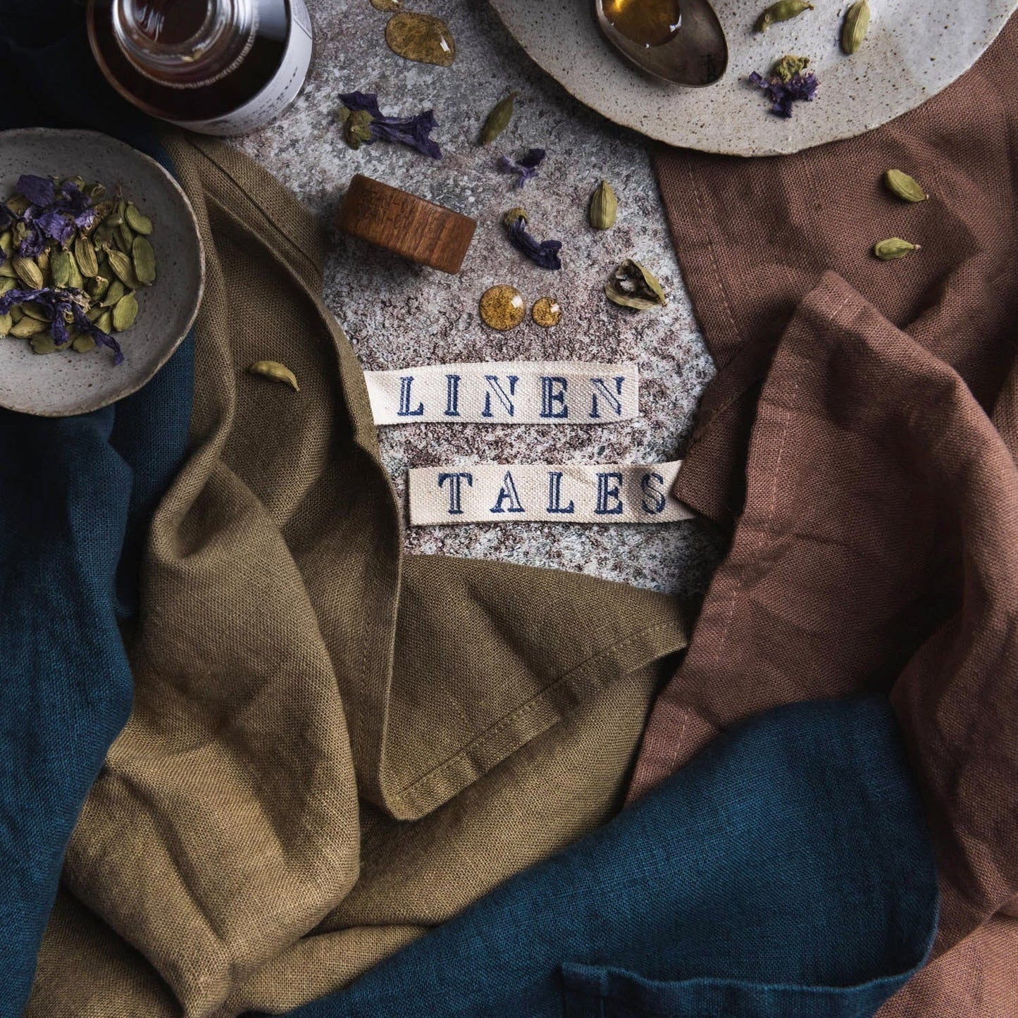 Martini Olive lino virtuvinė servetė — naturalusdrabuziai.lt