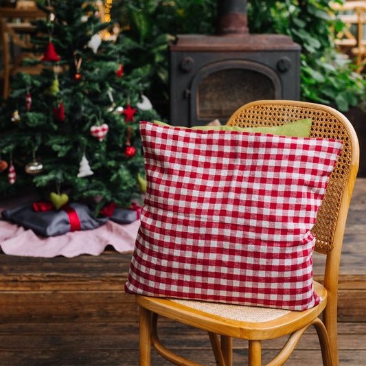 Red Gingham lino pagalvėlės užvalkalas — naturalusdrabuziai.lt