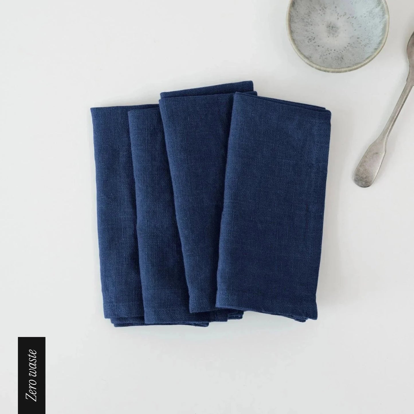 Zero Waste Navy lino servetėlių rinkinys 4 vnt. — naturalusdrabuziai.lt