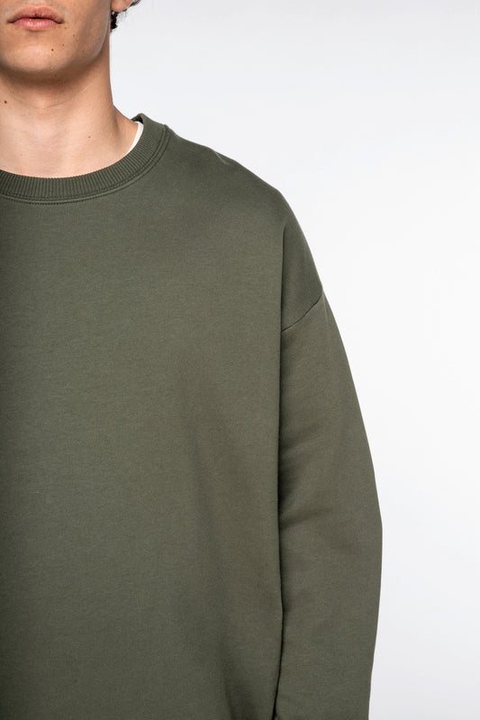 Unisex ekologiškos medvilnės oversized džemperis su apvalia apykakle — naturalusdrabuziai.lt