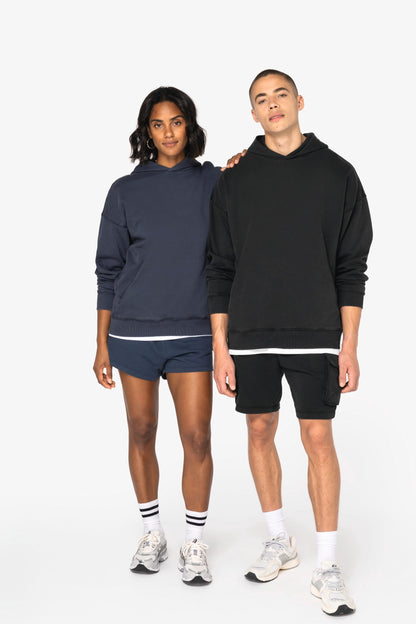 Unisex ekologiškos medvilnės oversized džemperis su gobtuvu — naturalusdrabuziai.lt