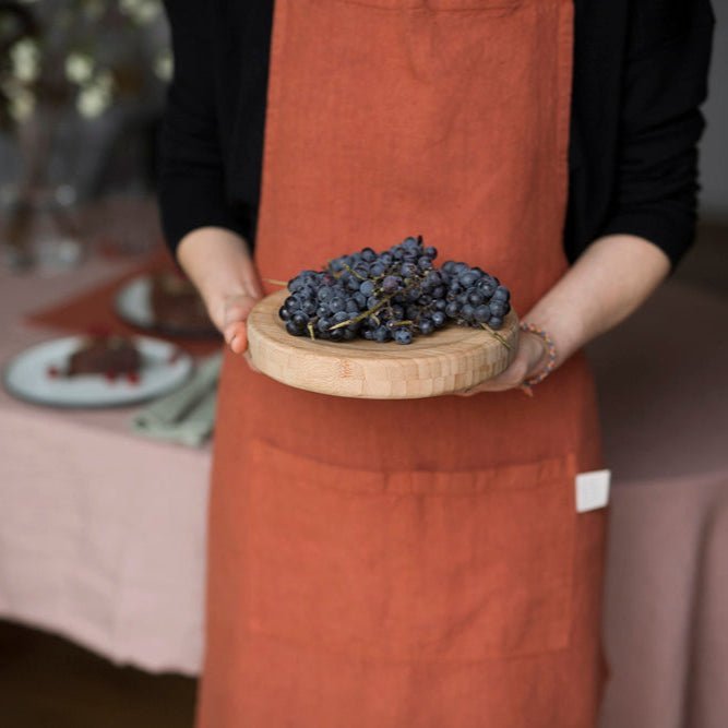 Baked Clay lino kasdienė prijuostė — naturalusdrabuziai.lt