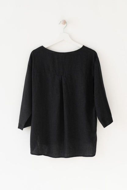 Black Linen Bilberry Top