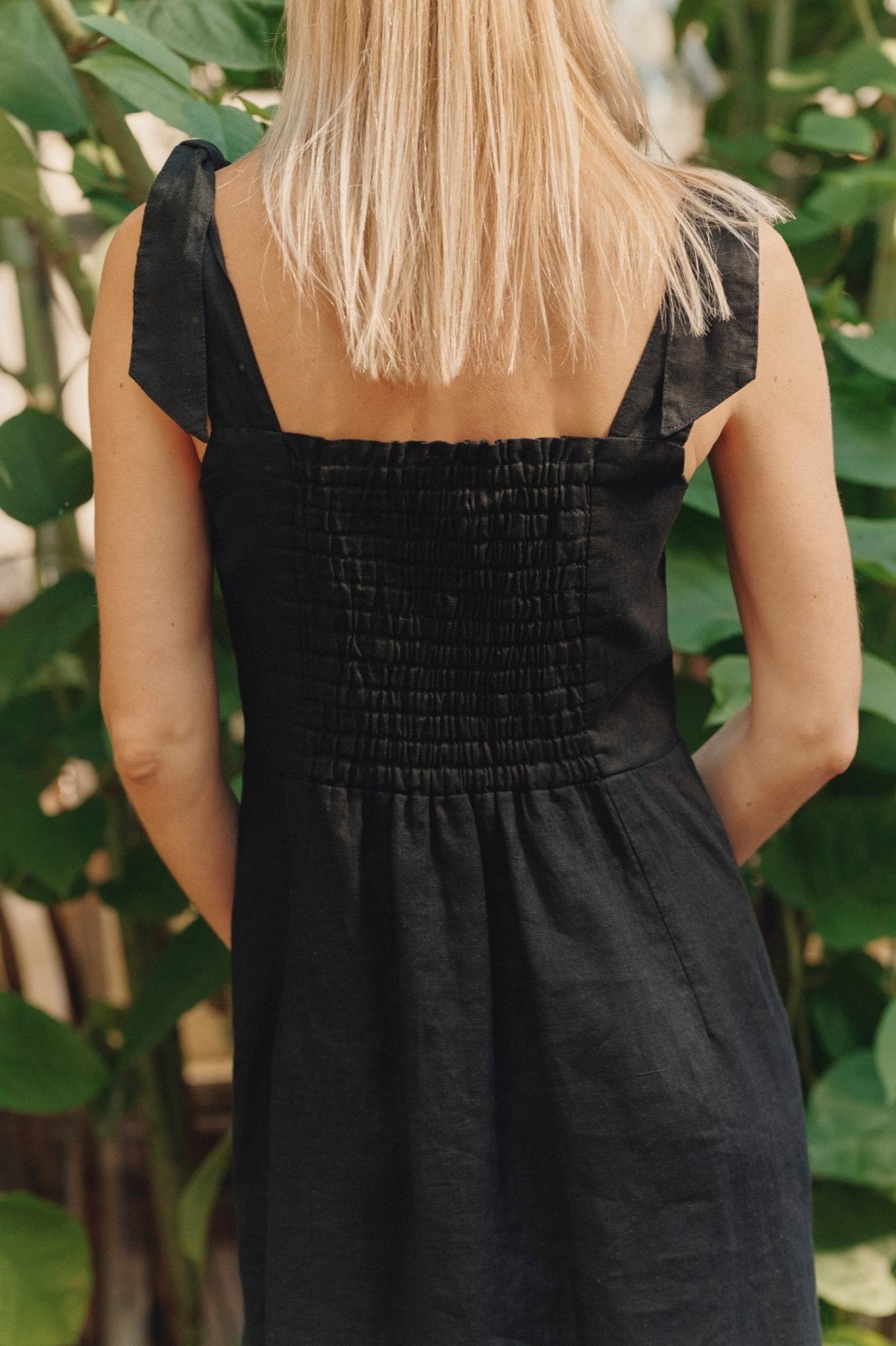 Black lino Rumba suknelė — naturalusdrabuziai.lt