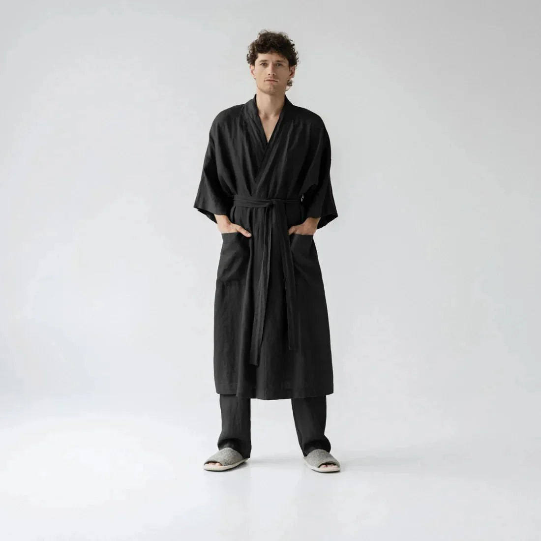 Black lino Summer chalatas — naturalusdrabuziai.lt