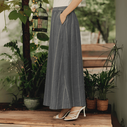 Dark Grey with White Stripe lino Jasmine sijonas — naturalusdrabuziai.lt