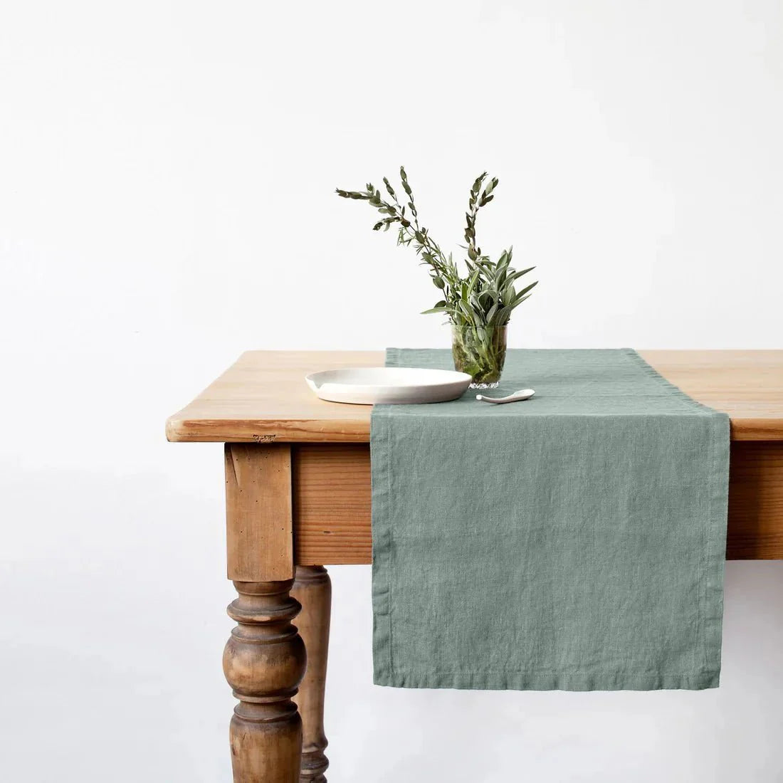 Green Milieu lino stalo takelis — naturalusdrabuziai.lt