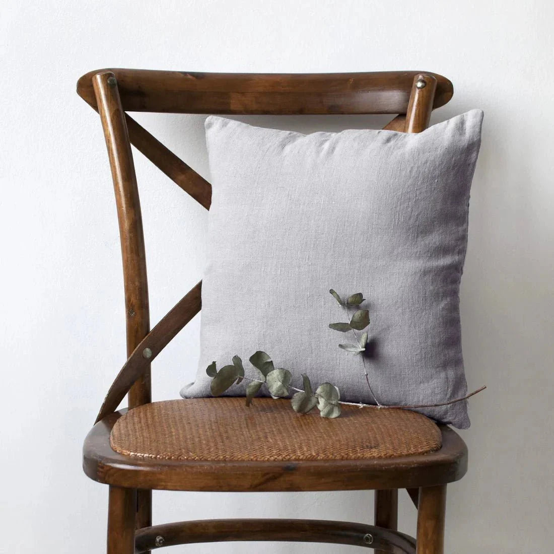 Light Grey lino pagalvėlės užvalkalas — naturalusdrabuziai.lt