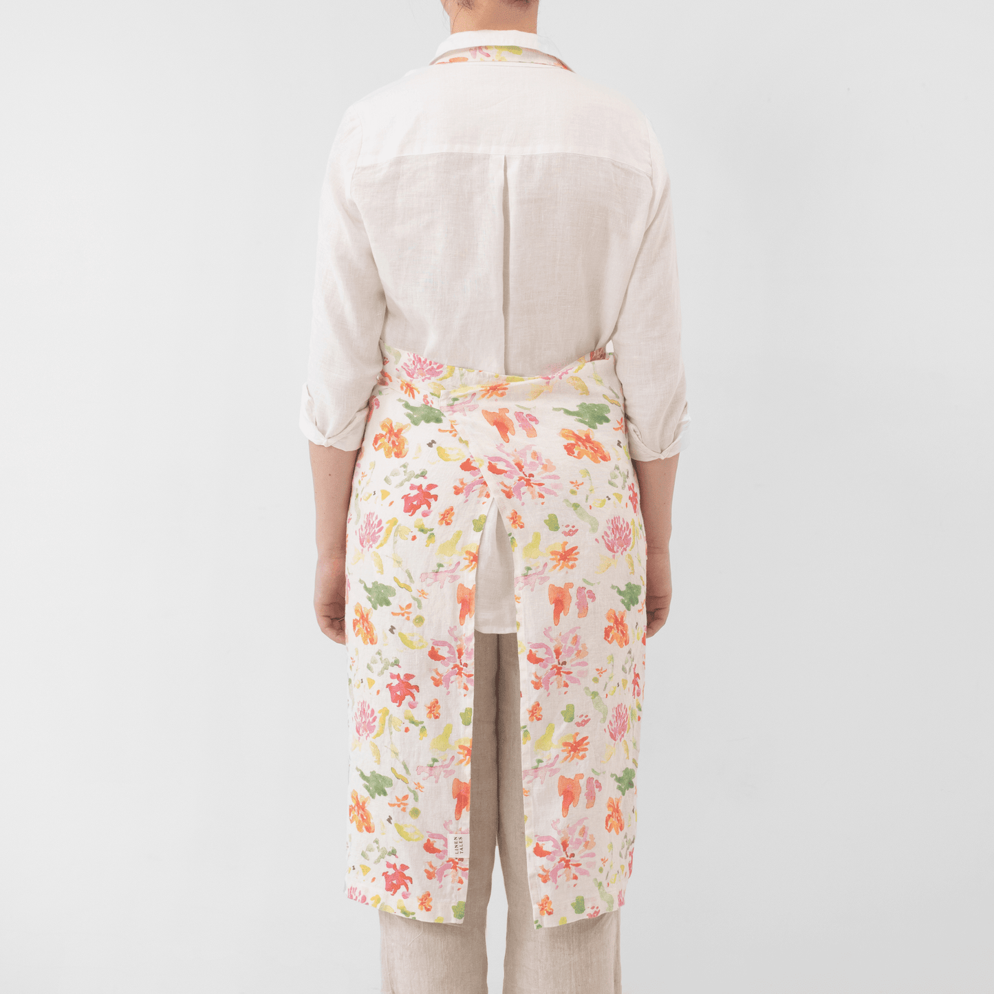 LIMITED EDITION Wildflower Flow lino šefo prijuostė — naturalusdrabuziai.lt