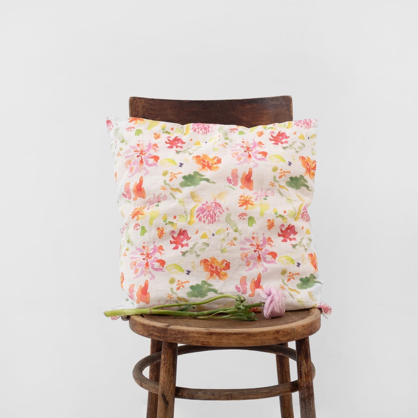 LIMITED EDITION Wildflower Flow lino pagalvėlės užvalkalas — naturalusdrabuziai.lt