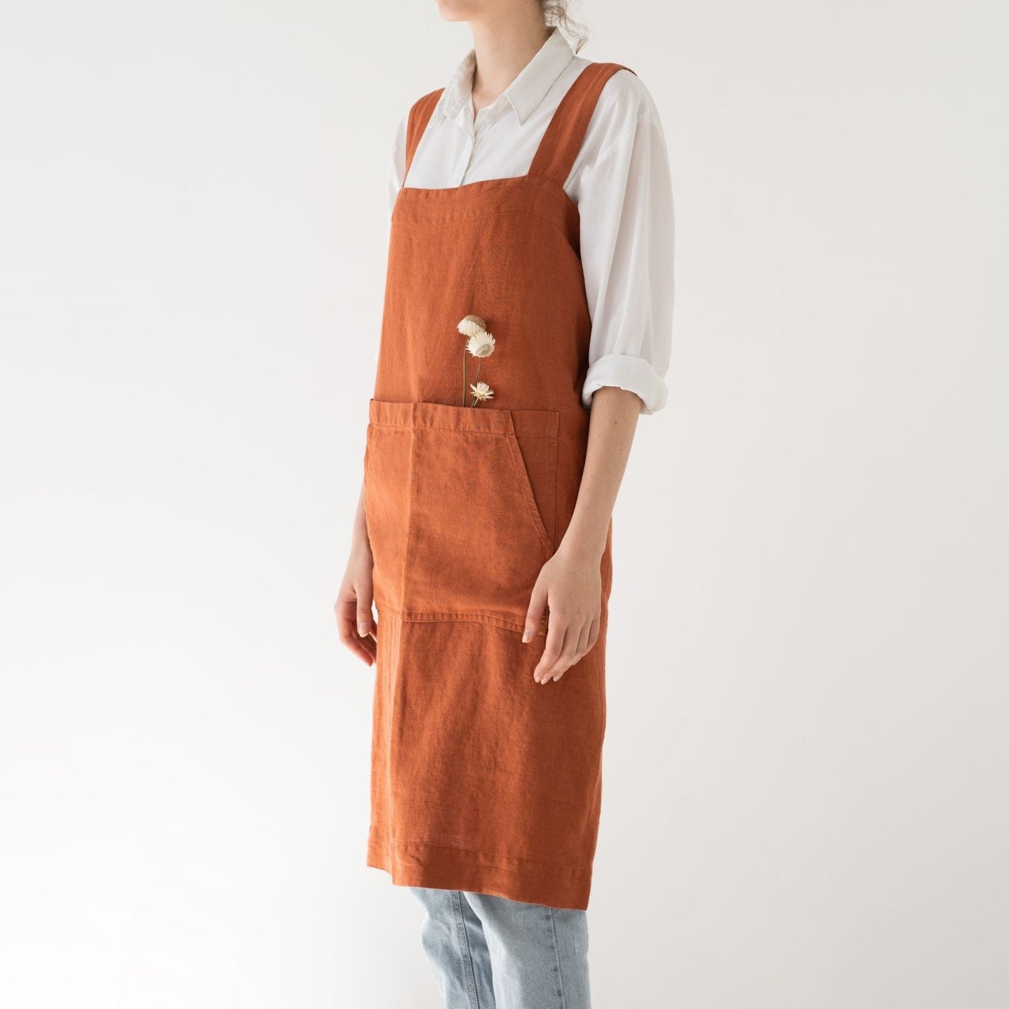 lino Tales Baked Clay lino Pinafore prijuostė — naturalusdrabuziai.lt