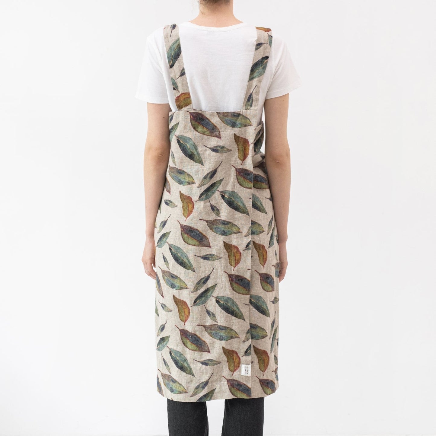 lino Tales Golden Fall on Dark Natural lino Pinafore prijuostė — naturalusdrabuziai.lt
