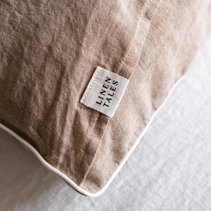 Natural lino pagalvės užvalkalas with White Piping rinkinys 2 vnt. — naturalusdrabuziai.lt