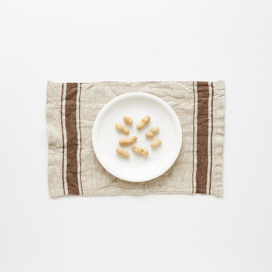 Mocca Stripe Vintage lino staltiesėlė — naturalusdrabuziai.lt