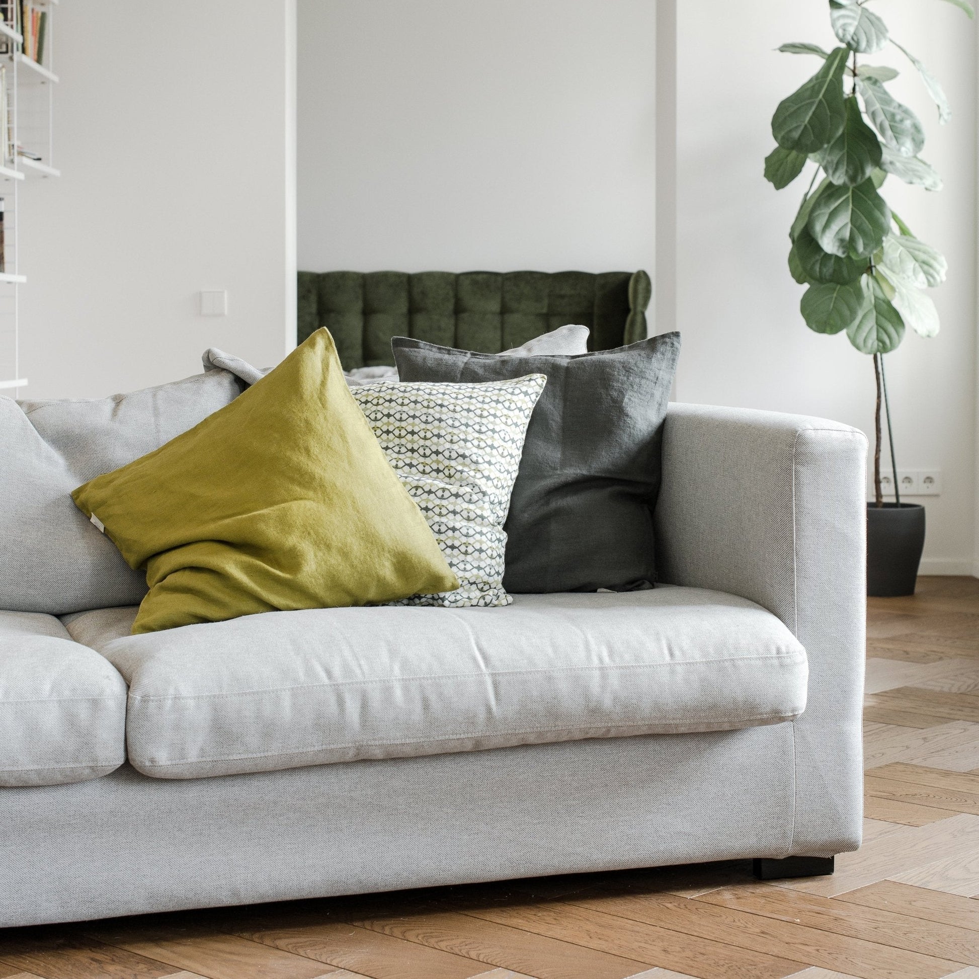 Moss Green lino pagalvėlės užvalkalas — naturalusdrabuziai.lt