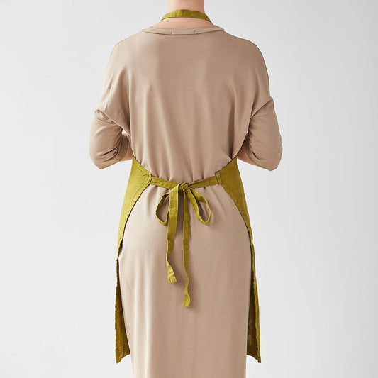 Moss Green lino kasdienė prijuostė — naturalusdrabuziai.lt