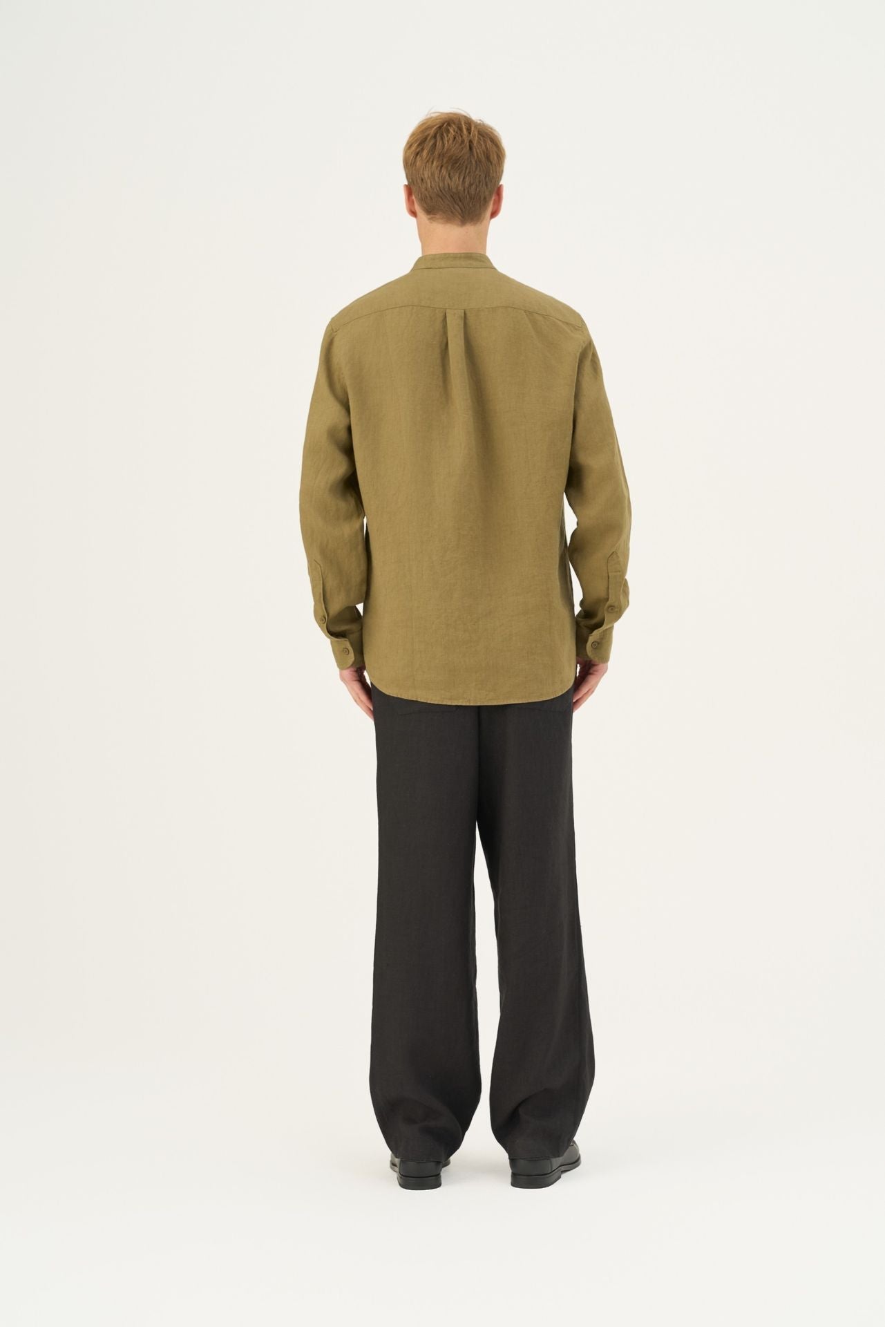 Olive Khaki lino Snapdragon marškiniai — naturalusdrabuziai.lt