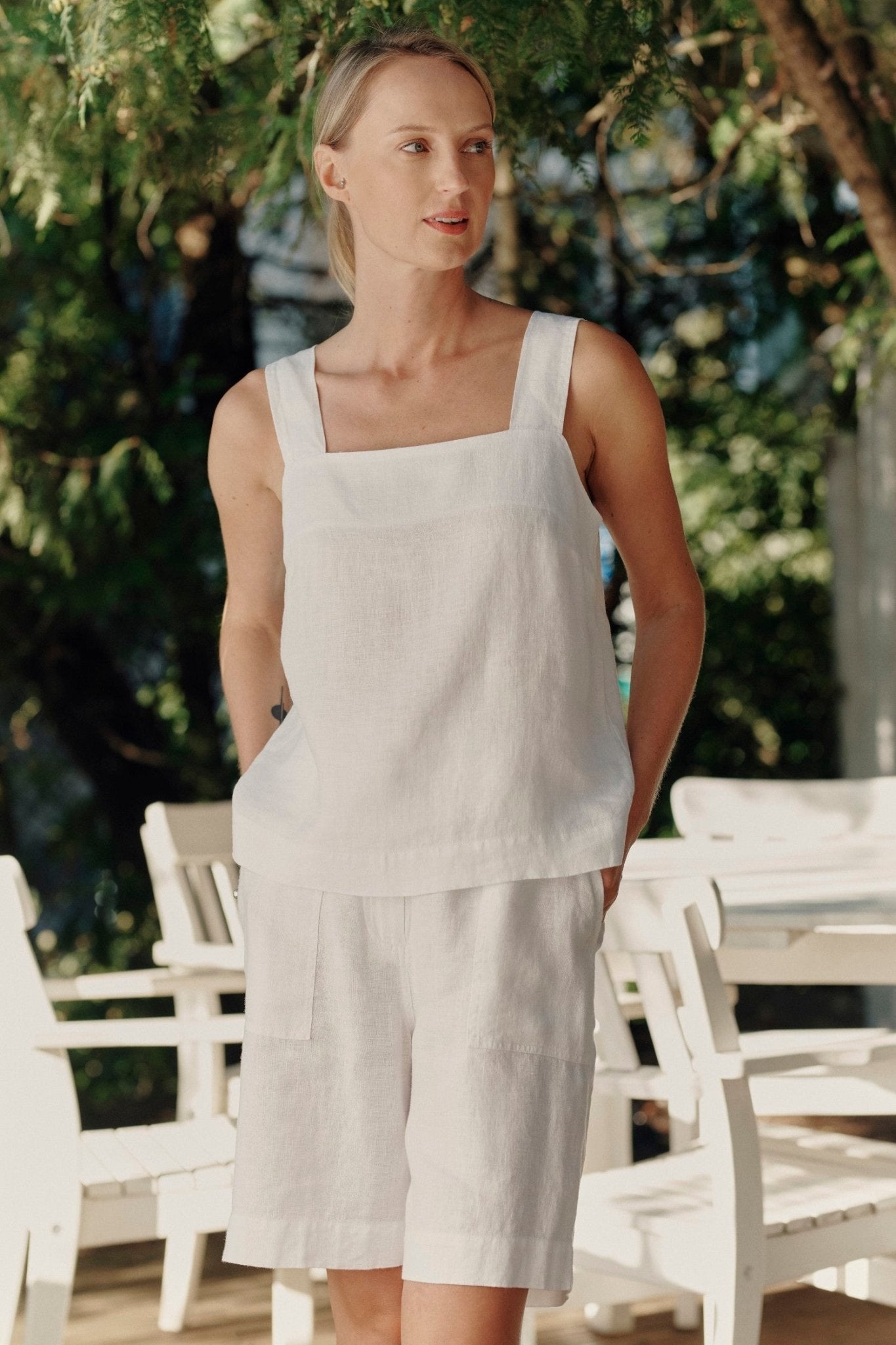 Optical White Linen Etude Shorts