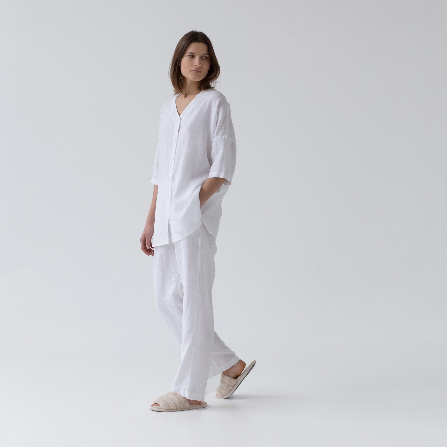 Optical White lino Primrose Loungewear rinkinys — naturalusdrabuziai.lt